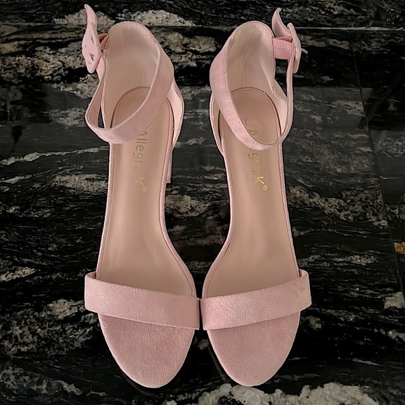 NWOB Allegra K Chunky Heel Ankle Strap Sandals - Picture 6 of 16